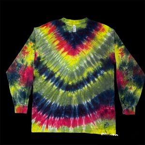 ✨SOLD✨ Tie Dye Hand Dyed V Long Sleeve T-Shirt Size M Red Yellow Green Black
